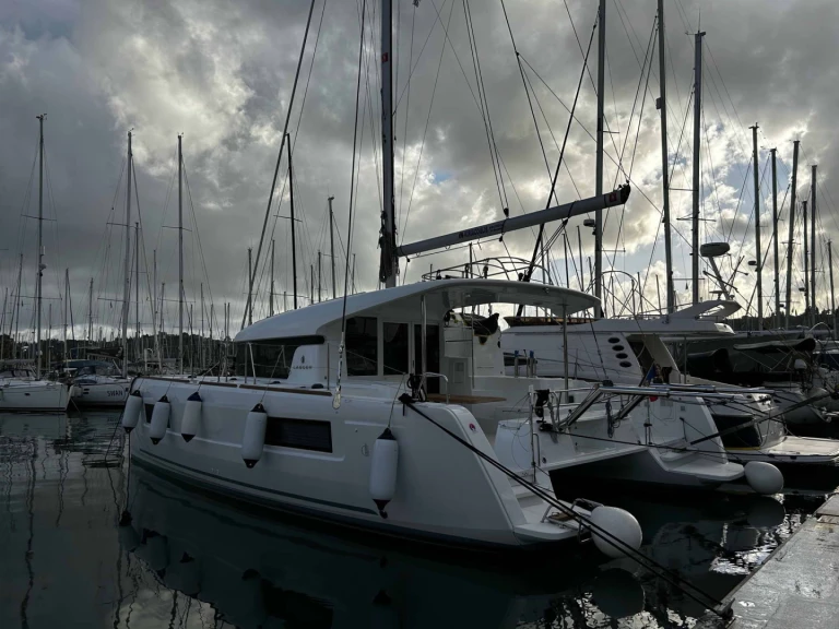 Pronájem Katamarán v Gouvia -Lagoon Lagoon 40