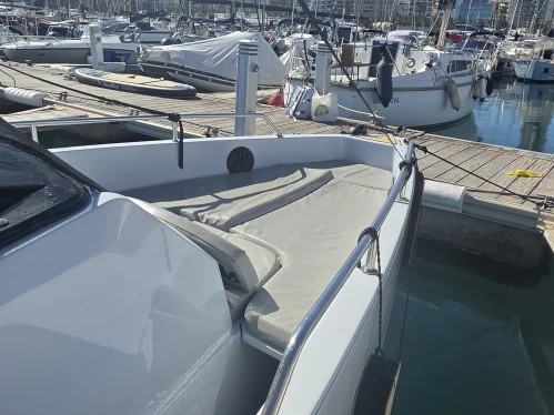 Nuva Nuva M6 Open jednotlivci a charterové společnosti v Alicante