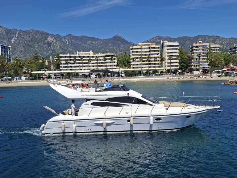 Pronájem lodi Doqueve Majestic 46 Fly v Marbella na Samboatu