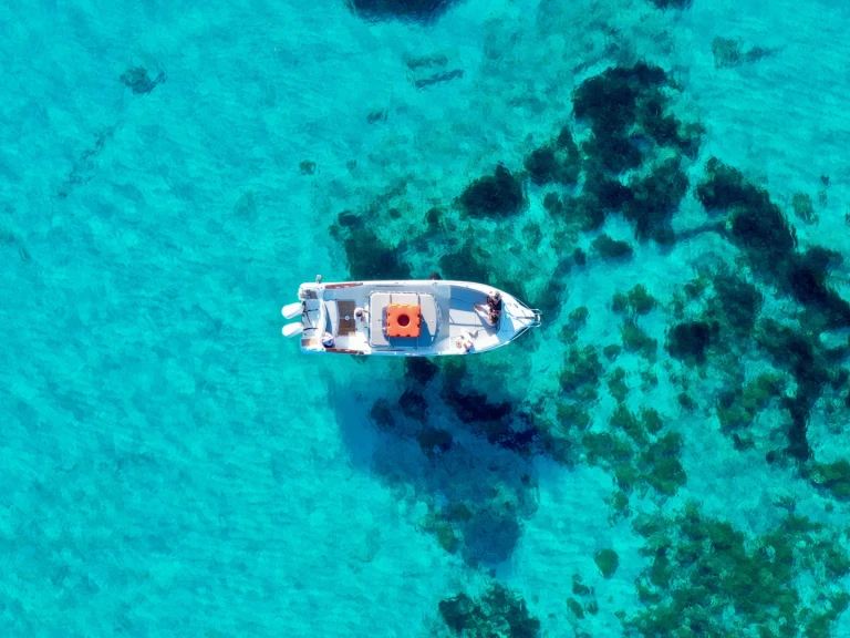 Pronájem Motorová loď Costa Viola s licencí