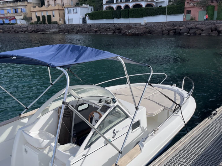 Pronájem lodi Bénéteau Ombrine 630 v Mandelieu-la-Napoule na Samboatu