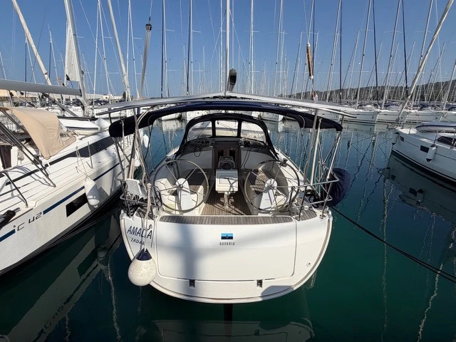 Bavaria Cruiser 37 jednotlivci a charterové společnosti v Sukošan