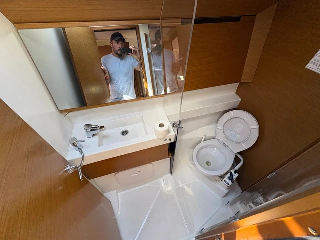 Pronájem lodi Sukošan lákavé ceny Sun Odyssey 410