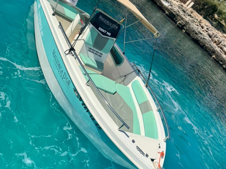 Pronájem jachty v Cala d'Or -Teorema Teorema 20 na Samboatu