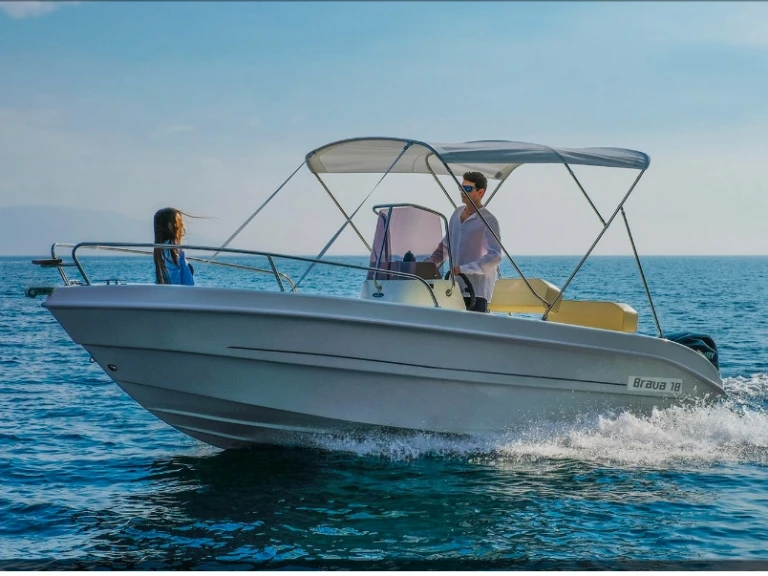 Pronájem jachty v Taranto -Mingolla Brava 18 na Samboatu