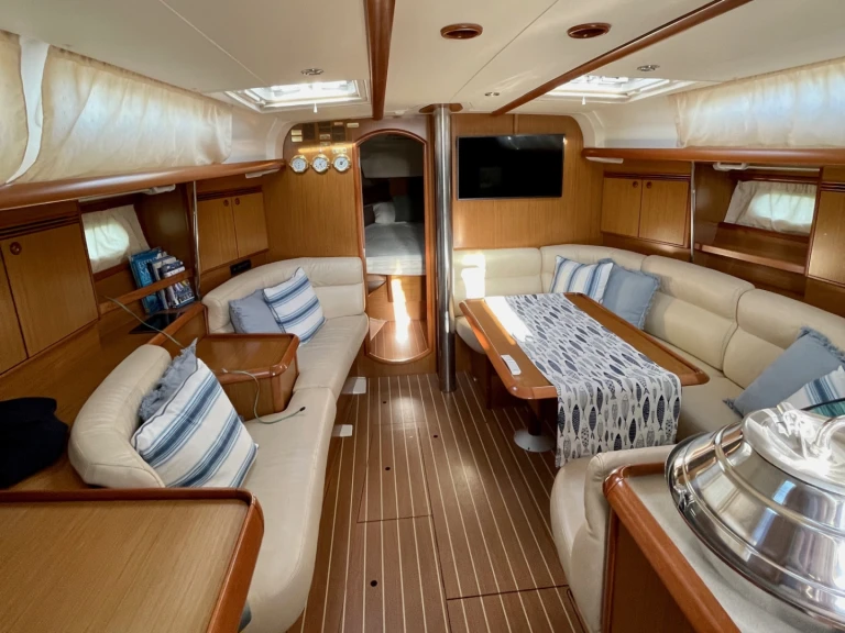 Pronájem jachty v Lisabon -Jeanneau Sun Odyssey 40.3 na Samboatu