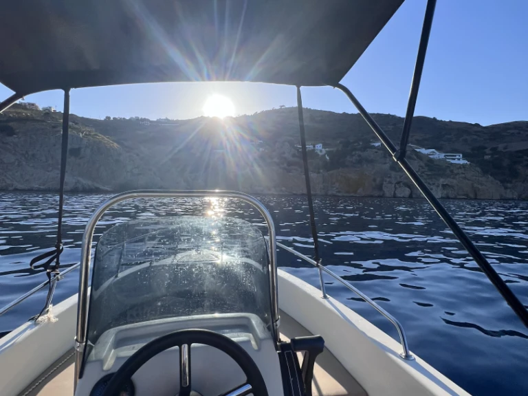 Pronájem Motorová loď v Pantánassa -BRS BRS500