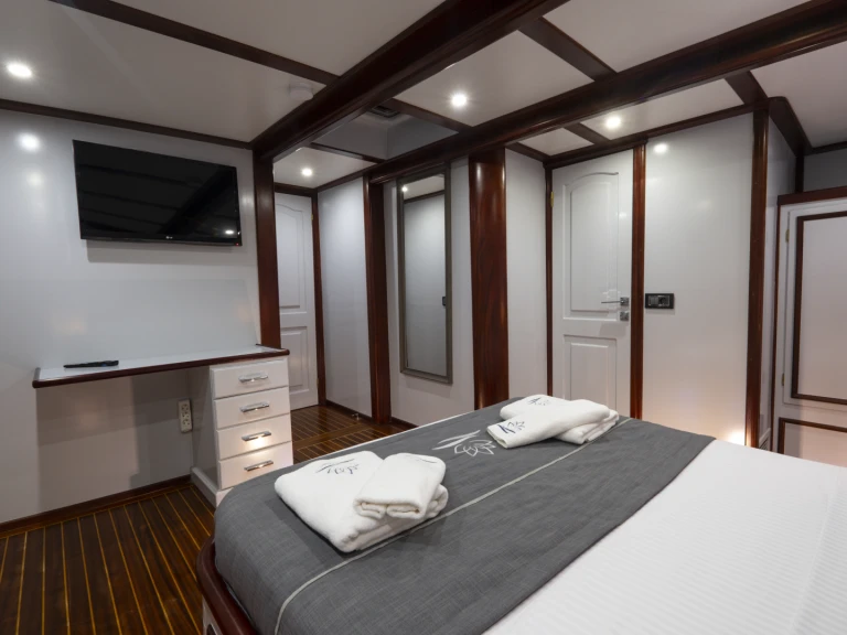 Pronajmout si  Gulet L v Marmaris