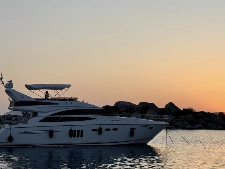 Pronájem lodi Princess Princess 62 Fly v Portisco na Samboatu