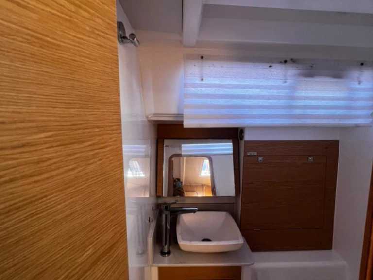 Pronajmout Plachetnice se skipperem či ne Dufour v Sývota