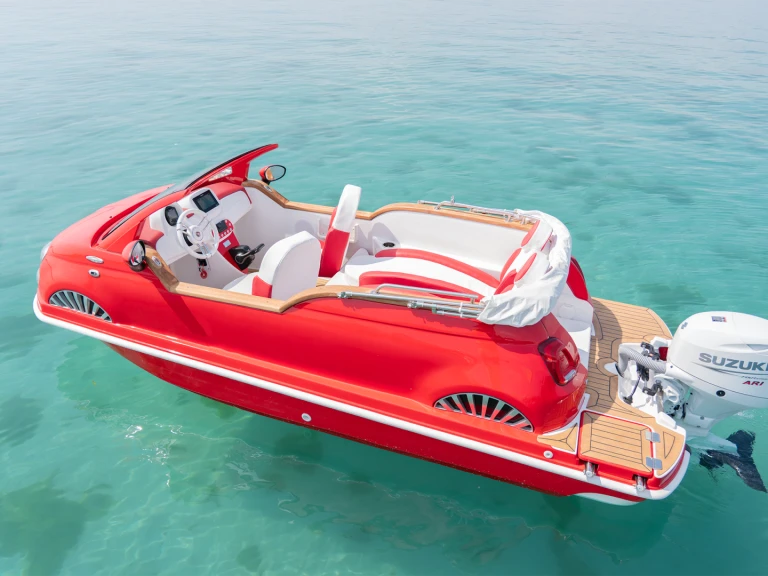 Pronájem Motorová loď v Sirmione -CAR OFF SHORE FIAT 500 CAR OFF SHORE FIAT 500