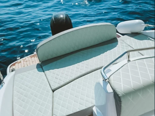 Pronájem lodi Romar Bermuda 590 v Porto di Salerno na Samboatu