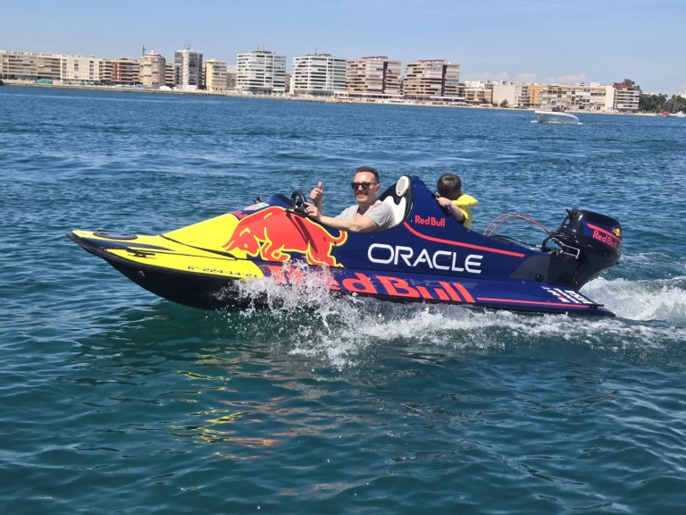 Yamaha Yamaha VX jednotlivci a charterové společnosti v Torrevieja