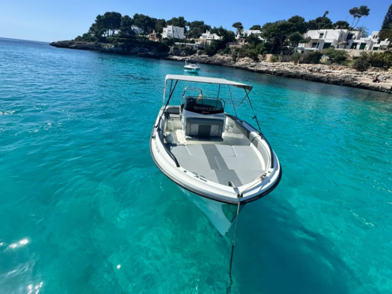 Pronajmout si BMA BMA X199 v Cala d'Or