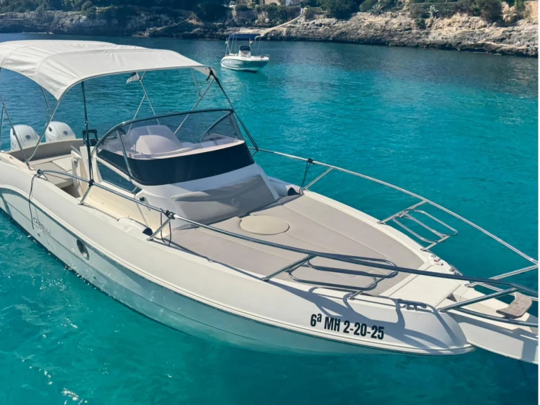 Pronajmout si Capelli Cap 28 WA v Cala d'Or