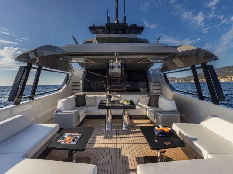 Pronájem lodi Ibiza Town lákavé ceny SHERPA 