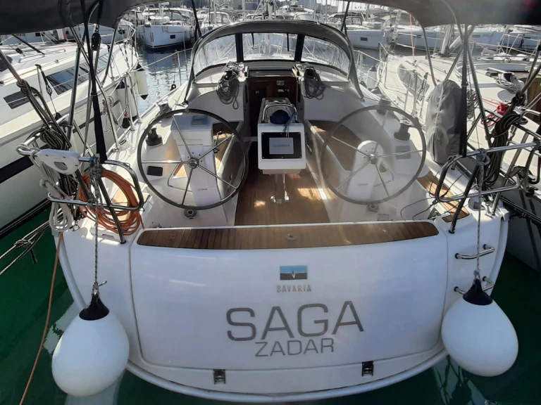 Pronájem lodi Zadar lákavé ceny Cruiser 34