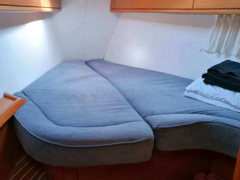 Pronájem Plachetnice Bavaria s licencí