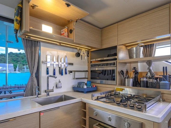 Pronájem jachty v Trogir -Lagoon Lagoon 51 na Samboatu