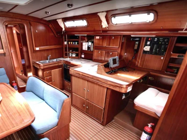 Pronájem Plachetnice Bavaria s licencí