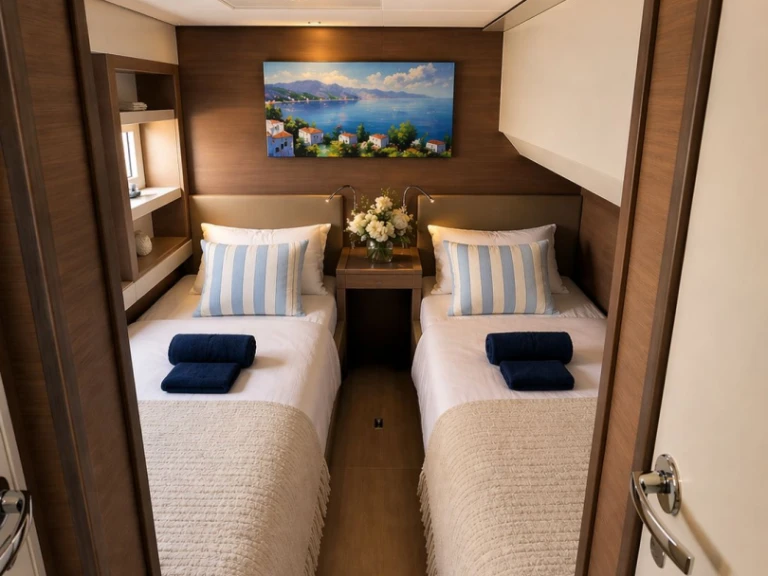 Katamarán k pronájmu v Olbia za nejlepší cenu