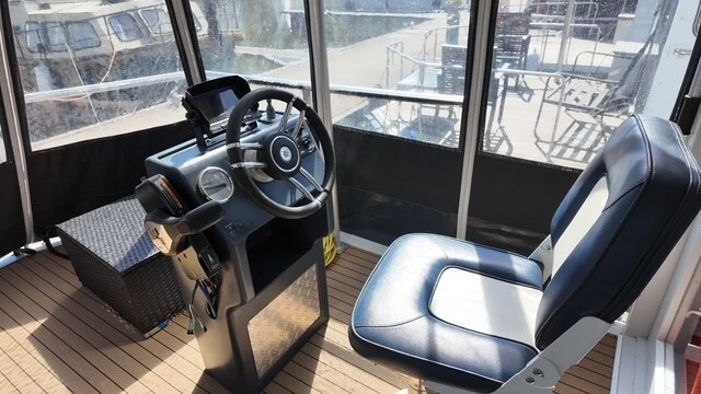 Pronajmout Říční loď se skipperem či ne Hausboot v Zehdenick