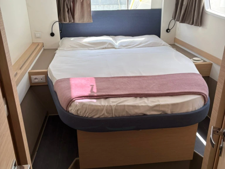 Pronájem jachty v Furnari -Fountaine Pajot Astrea 42 na Samboatu