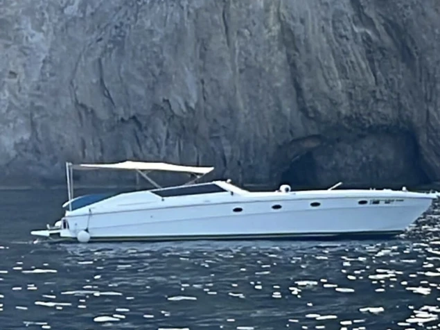 Pronájem Motorová loď v Catania -Gari Plast Freeway 43 