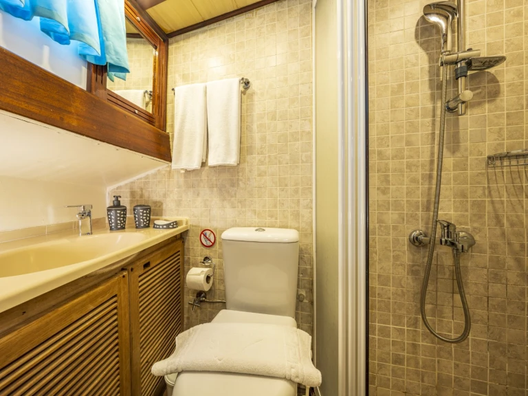 Pronájem jachty v Fethiye - Gulet Elena na Samboatu