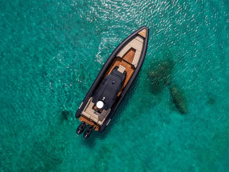 Pronájem Motorová loď v Naxos (City) - Skipper-BSK 34 NC