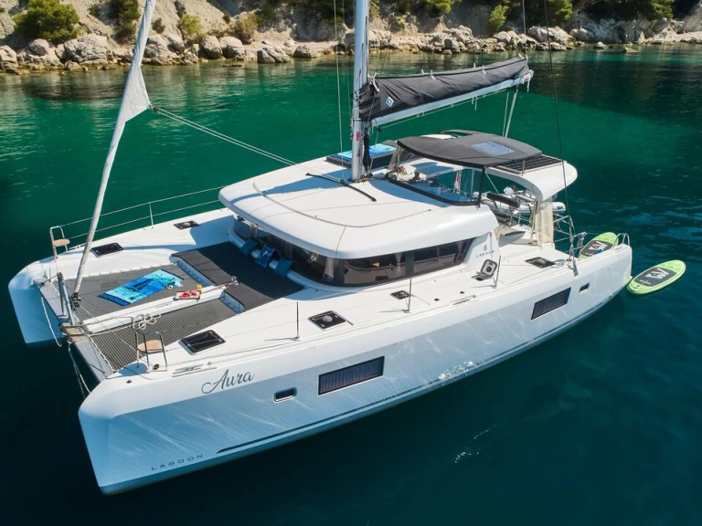 Pronájem jachty v Kaštela -Lagoon Lagoon 42 na Samboatu