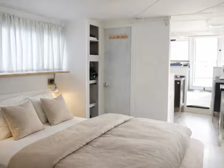 Porter-Haylett FB1325 jednotlivci a charterové společnosti v Saint-Jean-de-Losne