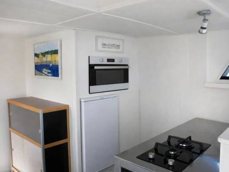 Pronajmout si Porter-Haylett FB1325 v Saint-Jean-de-Losne