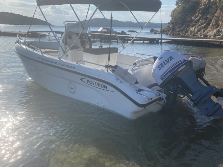 Poseidon Blue water jednotlivci a charterové společnosti v Skiathos