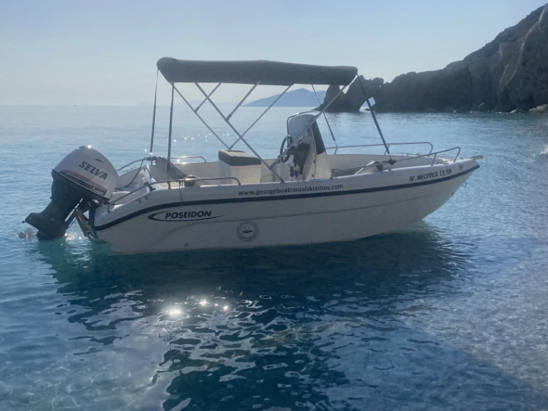 Pronájem lodi Poseidon Blue water v Skiathos na Samboatu