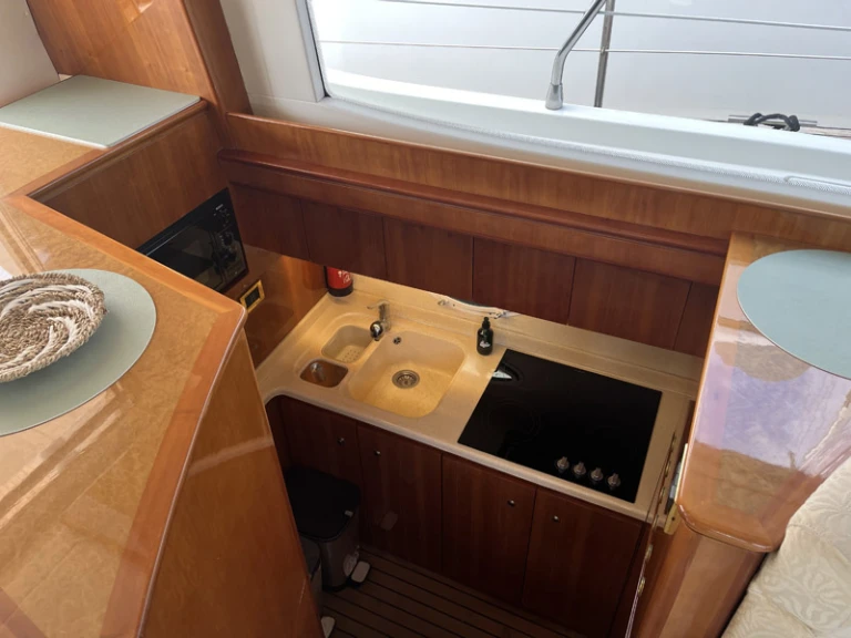 Motorová loď k pronájmu v Marina de Dénia za nejlepší cenu