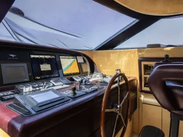 Pronájem lodi Maiora ANTARAH v Neapol na Samboatu