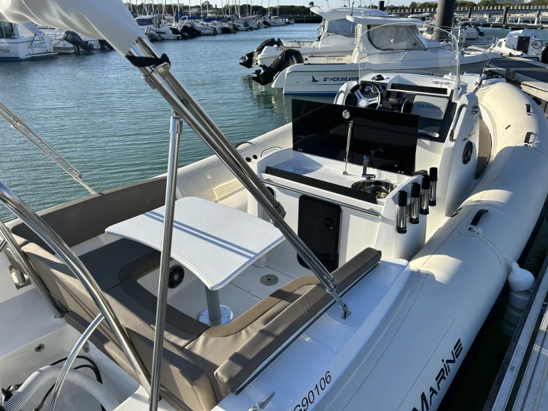 Pronajmout si Pro Marine hélios 25 v La Rochelle