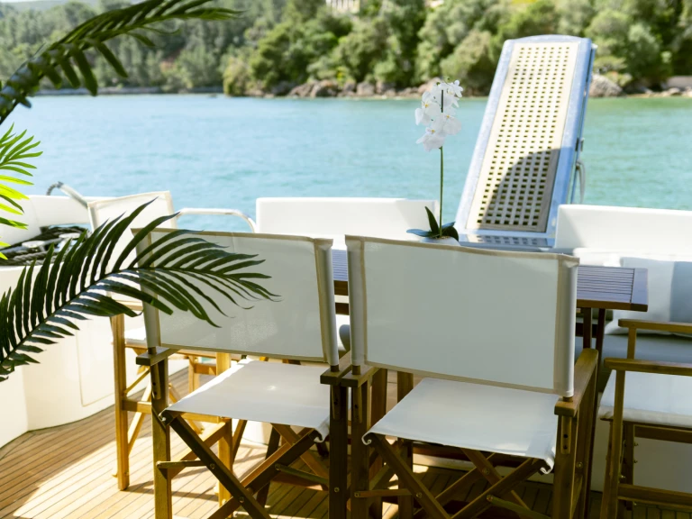 Pronájem lodi Azimut Azimut 46 Fly v Tróia na Samboatu