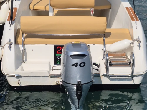 Pronájem lodi La Spezia lákavé ceny Schizzo 520