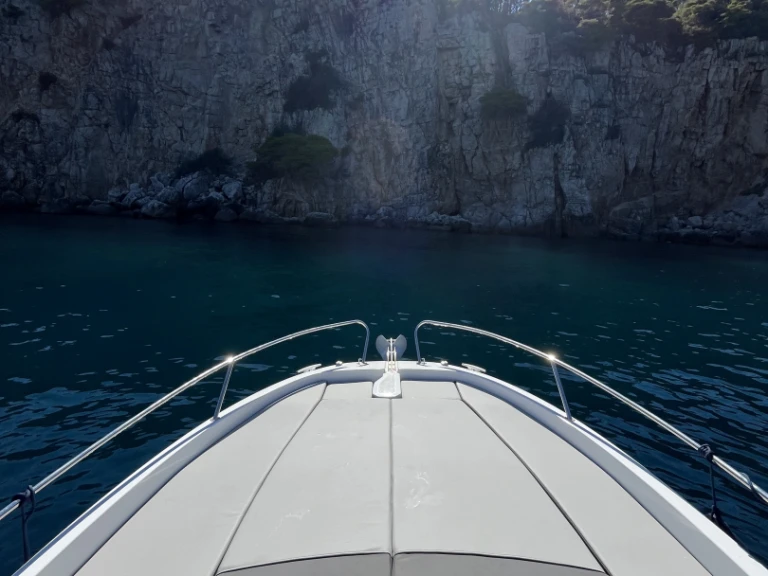 Pronájem Motorová loď v Dubrovník -Jeanneau Cap Camarat 6.5 WA Serie 3