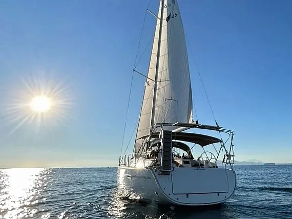 Pronájem lodi Alimos lákavé ceny Cruiser 46 Style