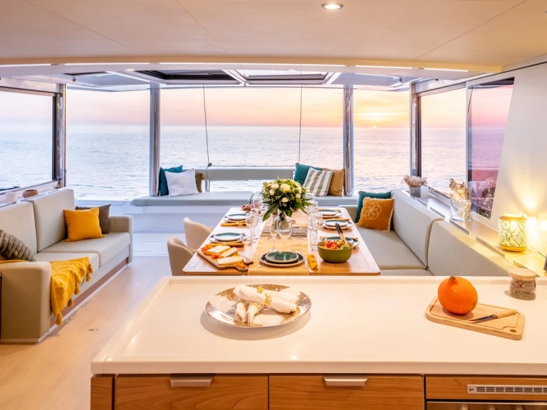 Pronájem lodi Ibiza Town lákavé ceny Bali 5.4