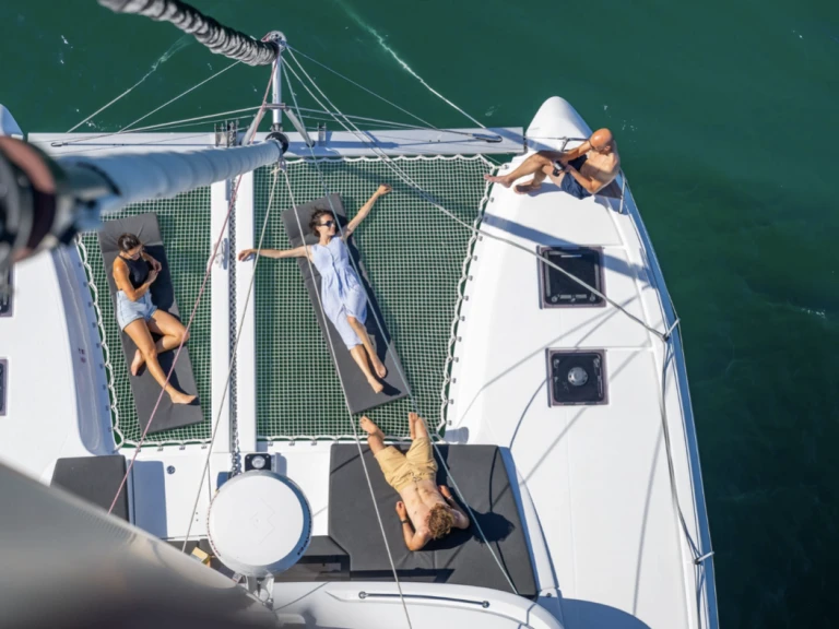 Pronajmout Katamarán se skipperem či ne Lagoon v Donji Seget