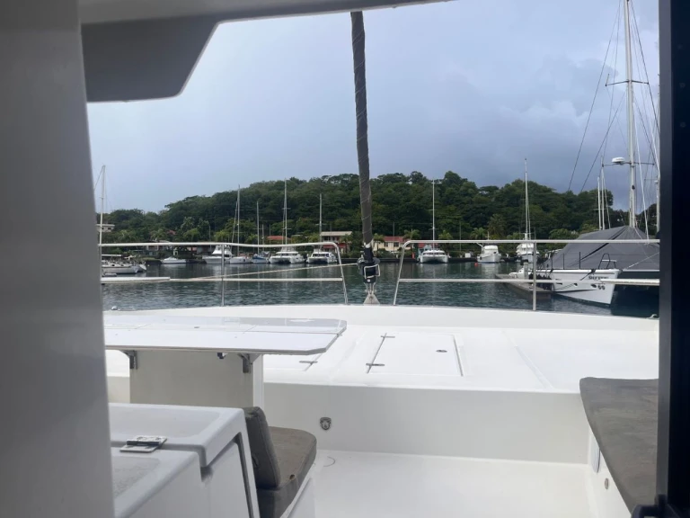 Bali Bali 4.6 jednotlivci a charterové společnosti v La Paz