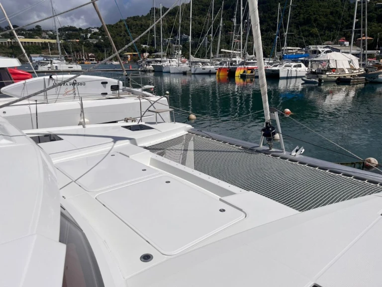 Pronajmout Katamarán se skipperem či ne Fountaine Pajot v Le Marin