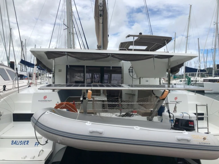 Pronájem Katamarán Fountaine Pajot s licencí
