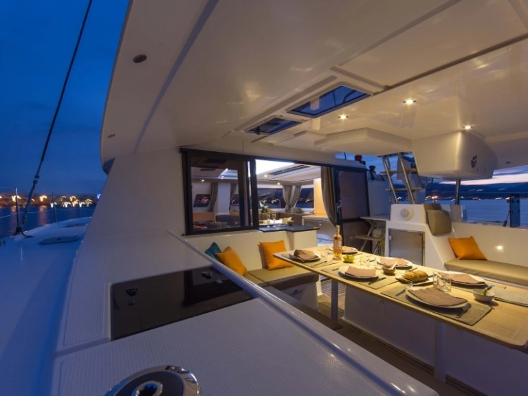 Katamarán k pronájmu v Le Marin za nejlepší cenu