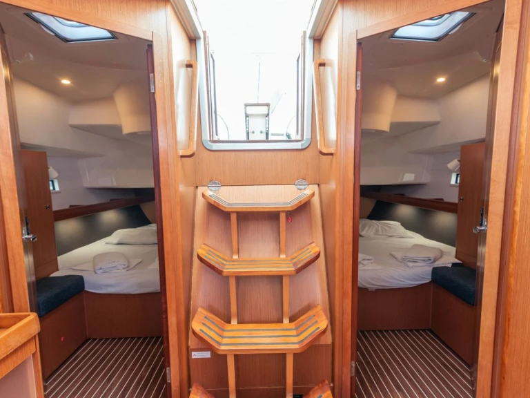 Pronajmout si Bavaria Cruiser 46 v Kos