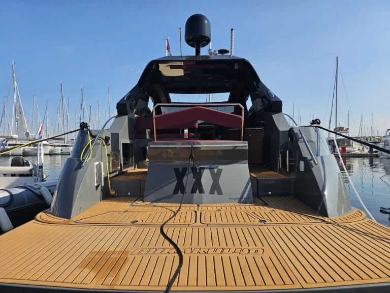 Pronájem lodi Biograd Na Moru lákavé ceny Mirakul 40